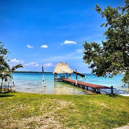 Cabana Con Muelle Privado En La Laguna De Bacalar Exterior foto
