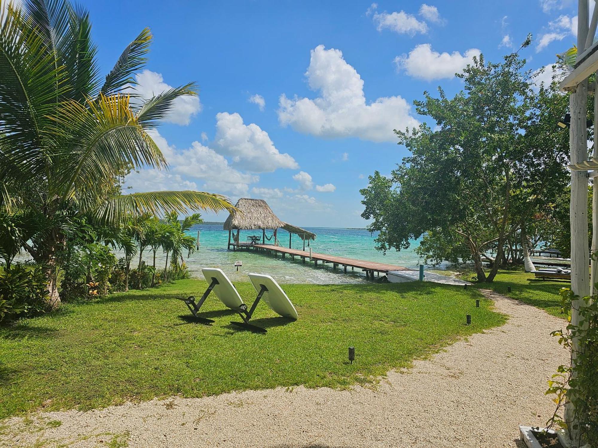 Cabana Con Muelle Privado En La Laguna De Bacalar Exterior foto